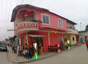 ecuador/santa-elena-region/restaurant/la-esquina-de-alex-cadeate