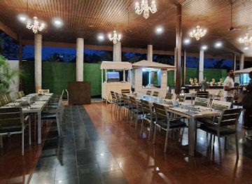 india/vadodara/restaurant/gazebo-garden-restaurant