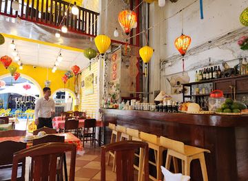 vietnam/ho-chi-minh-city/restaurant/nha-hang-lua-dai-viet-bui-vien-restaurant