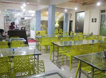 india/western-ghats/restaurant/salt-and-pepper-restaurant