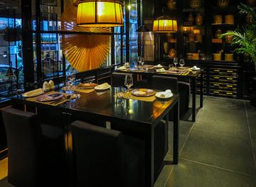 singapore/chinatown/restaurant/yellow-pot