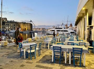 malta/birgu/restaurant/mykonos-by-yiamas