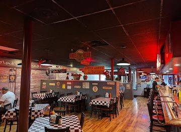 illinois/galena-historic-district/restaurant/durty-gurt-s