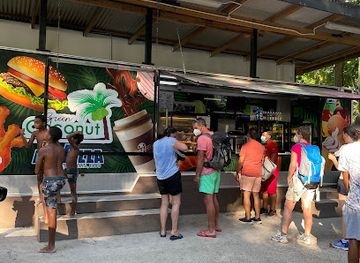 seychelles/port-glaud/restaurant/green-coconut