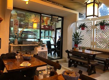 montenegro/bar/restaurant/fish-bar-cvijo