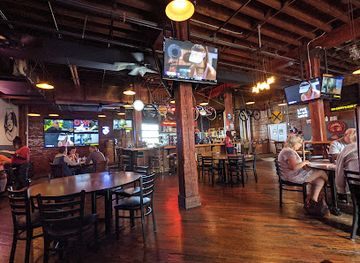 alabama/montgomery/restaurant/dreamland-bbq