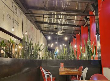 el-salvador/san-salvador/zona-rosa/restaurant/el-lomo-y-la-aguja-zona-rosa