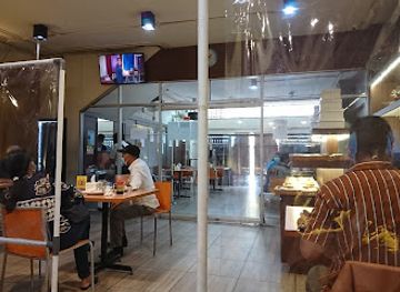 indonesia/maluku/restaurant/crown-resto-bakery