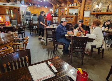 new-mexico/carlsbad/restaurant/red-chimney-bar-b-q