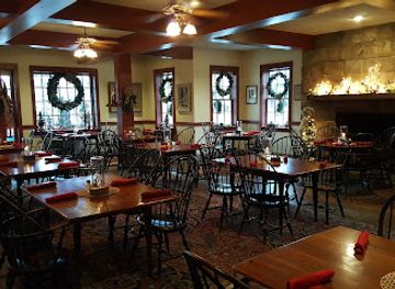 indiana/brown-county-state-park/restaurant/artists-colony-inn-restaurant