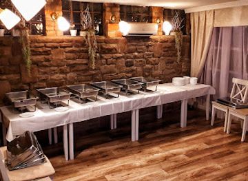 hungary/tatabanya/restaurant/avantgard-sport-etterem