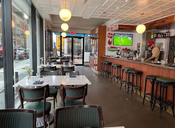 canada/montreal/griffintown/restaurant/mano-cornuto