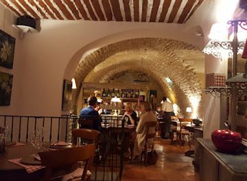 france/luberon/restaurant/restaurant-la-bartavelle
