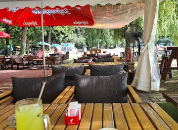 bosnia-and-herzegovina/posavina/restaurant/jezero-covic-polje