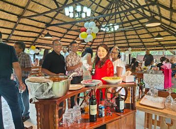 zimbabwe/mashonaland-central/restaurant/seasons-restaurant