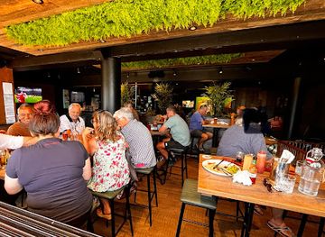 new-zealand/paihia/restaurant/the-crafty-local