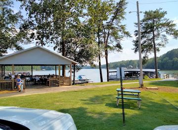 alabama/weiss-lake/restaurant/the-grille-at-trident-marina