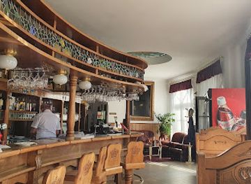 hungary/bakony/restaurant/the-two-owl-restaurant-and-inn-bed-and-breakfast