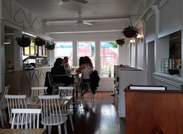 canada/atlantic-canada/restaurant/the-beach-pea-kitchen-bar