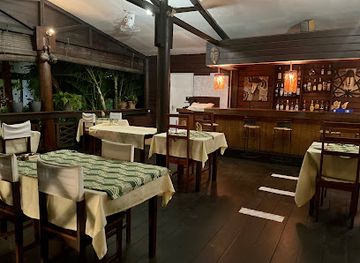 gabon/kongou-falls/restaurant/l-odika