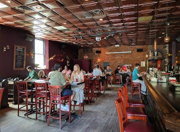 pennsylvania/philadelphia/old-city/restaurant/national-mechanics-bar-and-restaurant