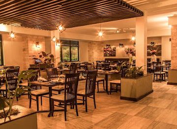 kenya/central-highlands/restaurant/five-senses-restaurant