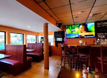 massachusetts/waltham/restaurant/guanachapi-s-bar-and-grill