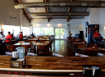 mississippi/gulfport/restaurant/blow-fly-bar-and-grill