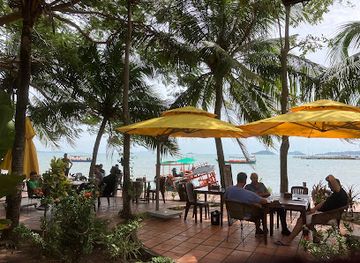 cambodia/kep-province/restaurant/deli-s-kep