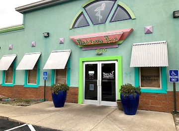 kentucky/paducah/restaurant/flamingo-row