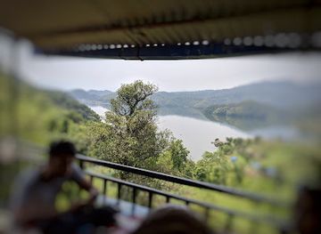 nepal/gandaki-province/restaurant/himchuli-restaurant