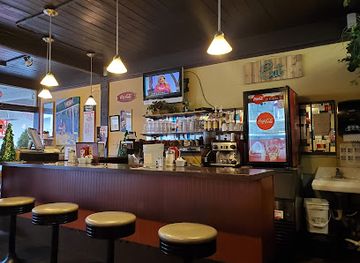 washington/bellevue/restaurant/the-brief-encounter-cafe