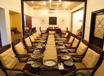 bangladesh/dhaka/banani/restaurant/paturi-banani