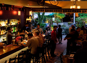 malaysia/kuala-lumpur/restaurant/pinchos-tapas-bar