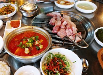 south-korea/jeju-city/jungmun/restaurant/childonga-jungmun