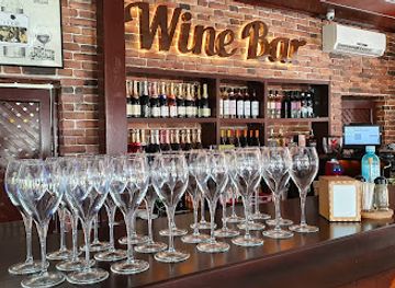 moldova/cricova-wine-cellars/restaurant/terasa-regatul-vinului