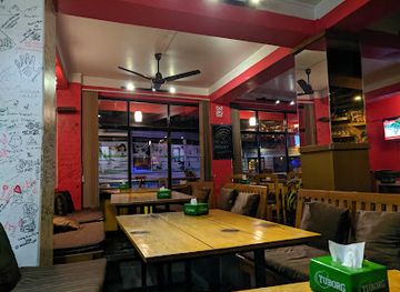nepal/manaslu-circuit/restaurant/mo2-s-delights-pokhara-now-mom-s-cafe-bar