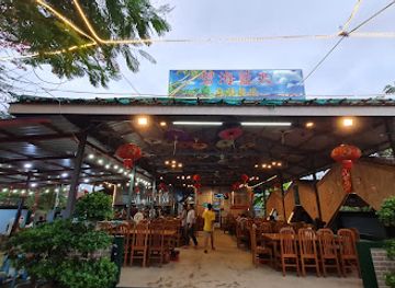 myanmar-burma/ayeyarwady-region/restaurant/m-3-seafood-restaurant