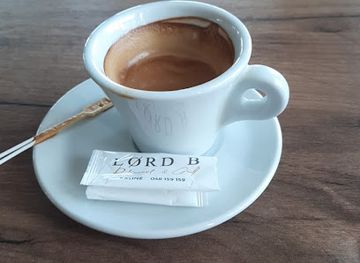 kosovo/llap/restaurant/lord-b-restaurant-grill