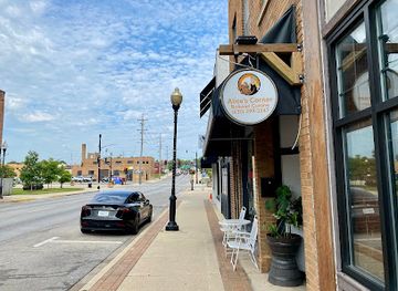 illinois/fox-valley/restaurant/alice-s-corner-bolivian-cuisine
