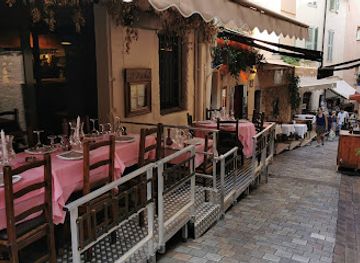 france/cannes/restaurant/le-chaperon-rouge-restaurant-cannes