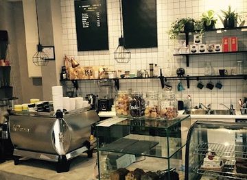 spain/madrid/sol/restaurant/hanso-cafe
