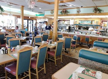 wisconsin/kettle-moraine-state-forest/restaurant/omicron-family-restaurant