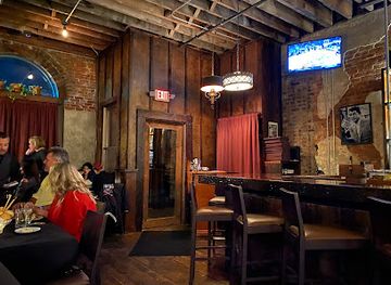 indiana/indianapolis/fountain-square/restaurant/geraldine-s-supper-club-lounge