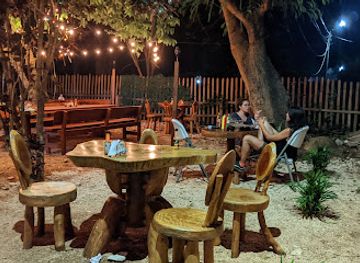 honduras/utila/restaurant/elsa-s-kitchen