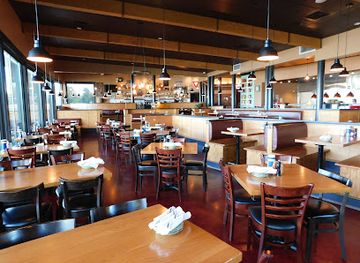 LU LU Craft Bar + Kitchen
