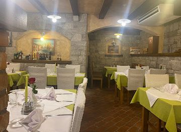 slovenia/sezana/restaurant/gostilna-prunk