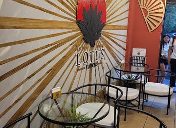 bolivia/gran-chaco/restaurant/lotus-flower-asian-food