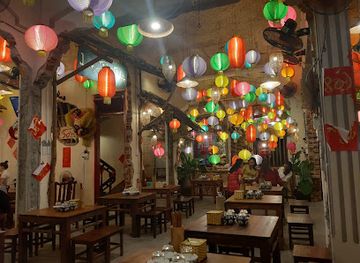 vietnam/hue/restaurant/tropical-garden-restaurant