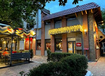 ukraine/odessa-region/restaurant/kum-ta-kuma